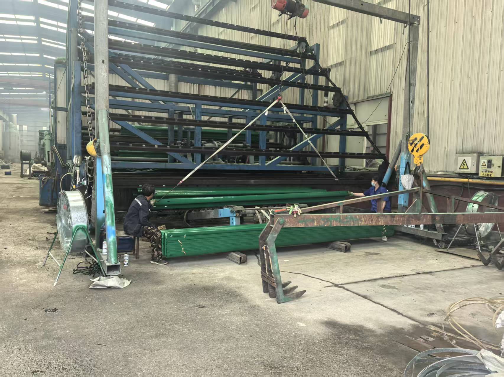 三沙市两波波形护栏环氧锌基波形护栏 - 方案