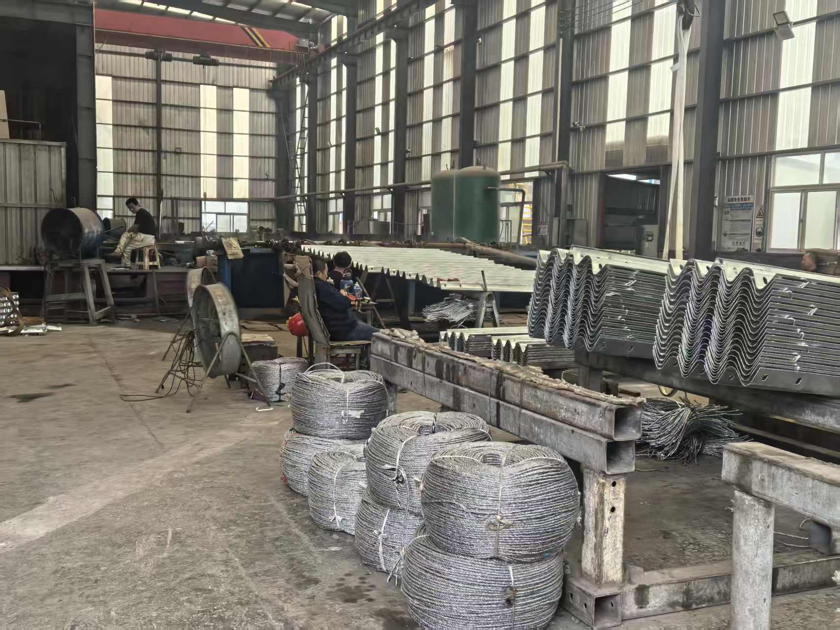 三沙市环氧锌基波形护栏三波波形护栏 - 一站式服务